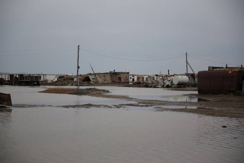 Паводок пошёл на убыль. По оценкам спасателей, уровень воды за сутки падает примерно на 12 сантиметров