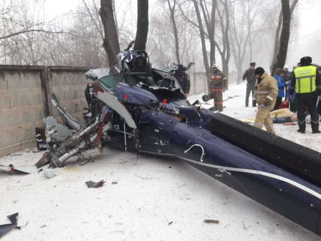 В Алматы упал вертолёт