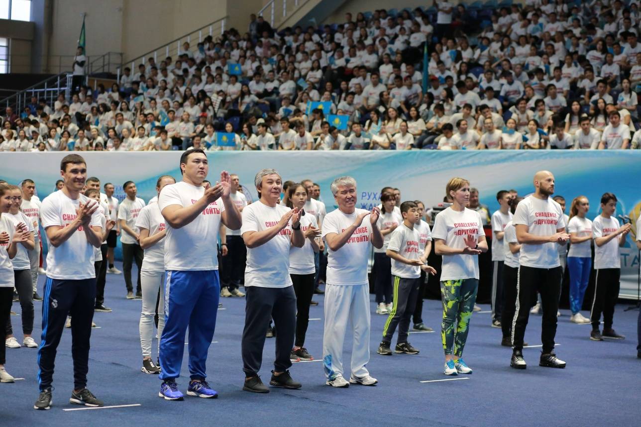 Челлендж поддержали именитые спорстмены