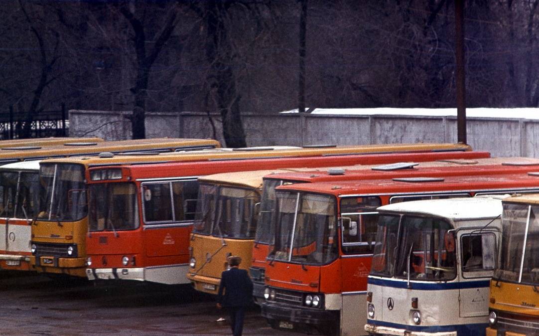 Автовокзал "Саяхат"