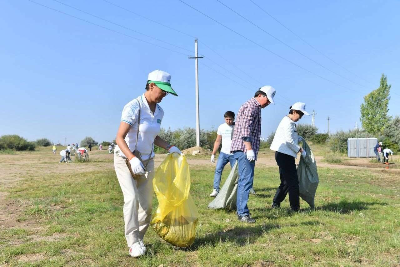 Мусор не только убирали, но и сортировали