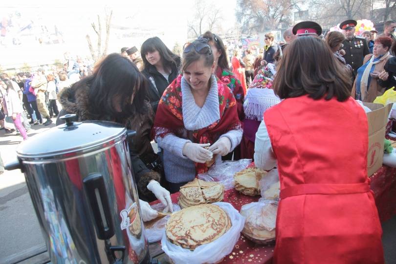 Масленичное угощение для всех