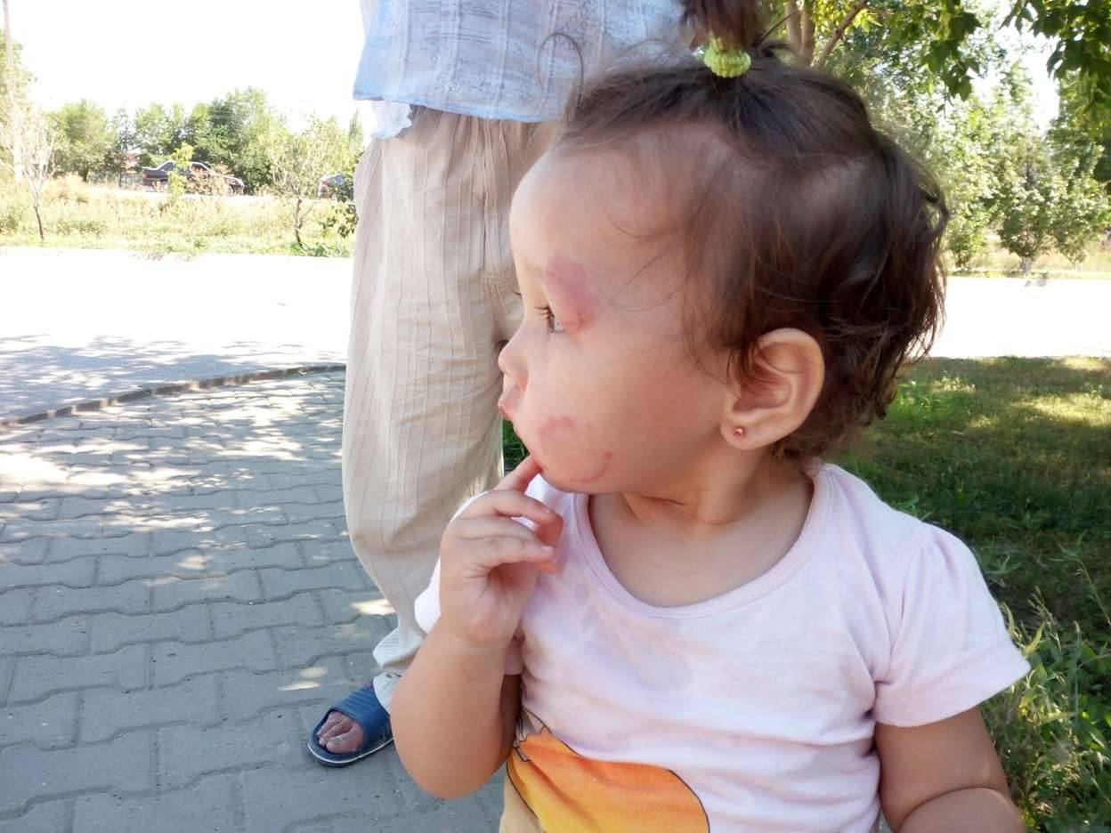 Воспитатели были далеко