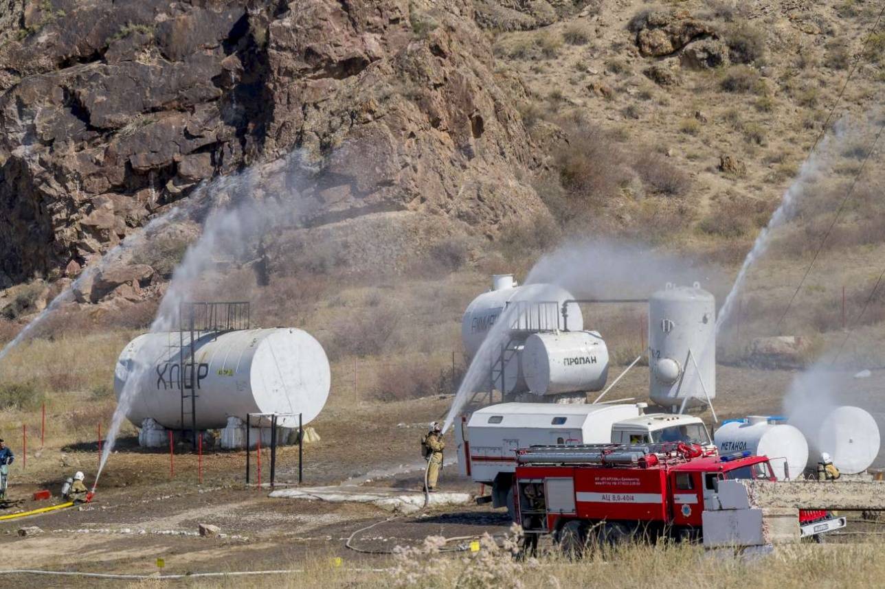 Нейтрализация утечки ядовитых газов с помощью водяной завесы