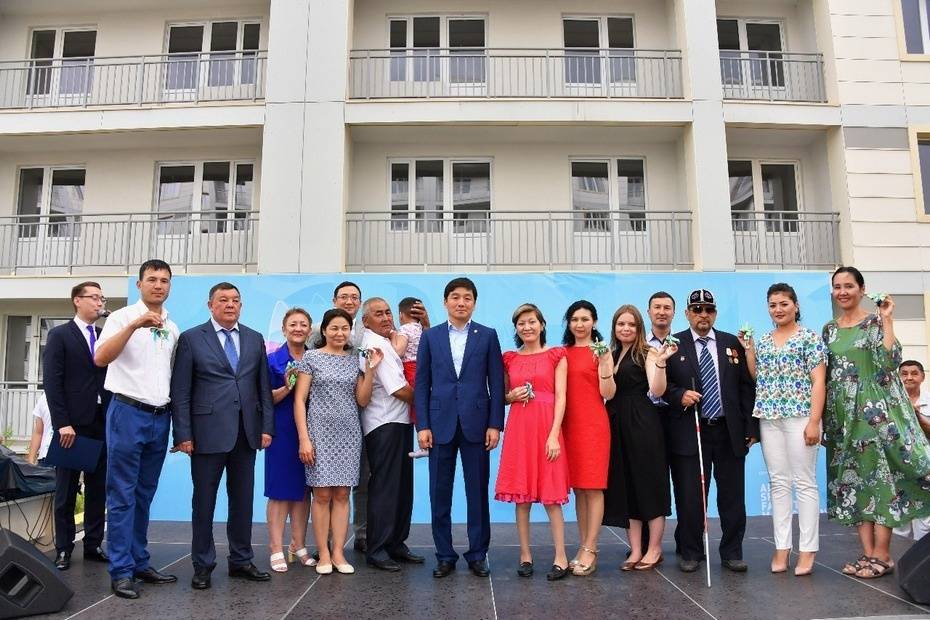 Новое жильё получили люди с ограниченными возможностями, многодетные и неполные семьи, госслужащие, бюджетники и военнослужащие