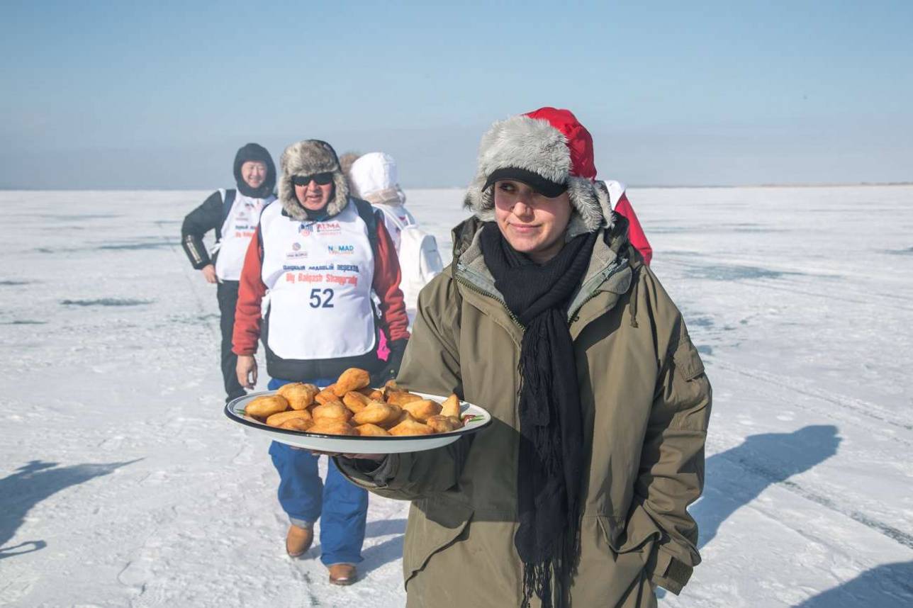 по дороге можно угоститься баурсаками