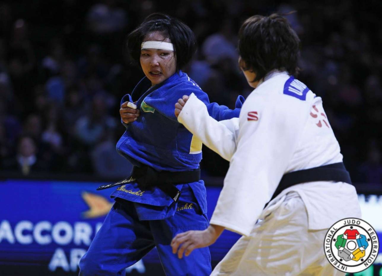 Отгонцэцэг Галбадрах