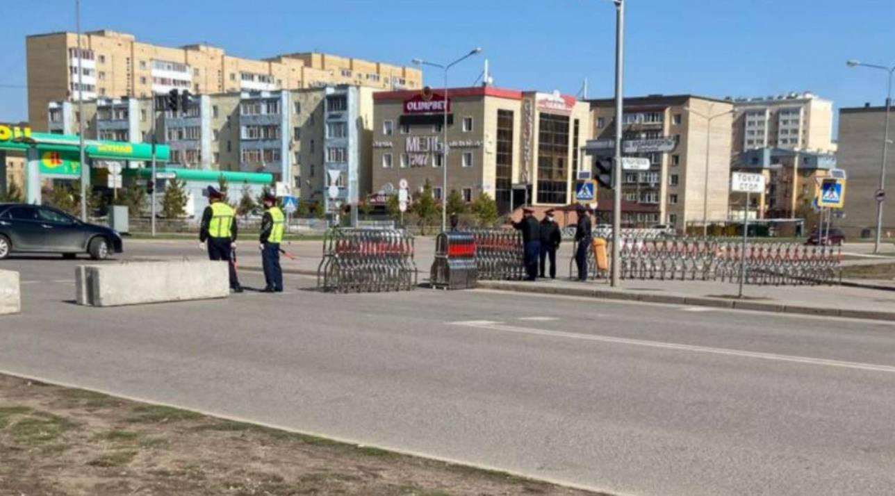 Жителям запрещено выходить из дома