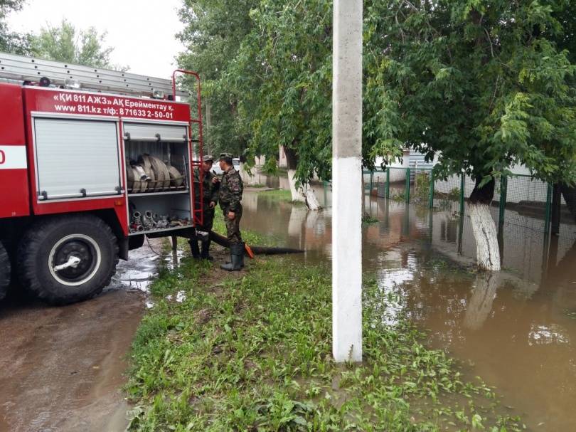 Работы по откачке воды проводятся круглосуточно