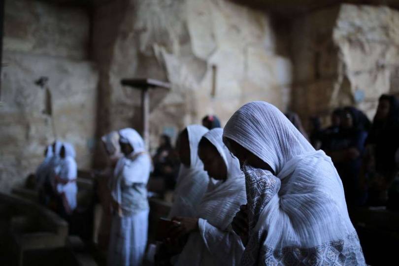 Христиане во время пасхального богослужения в Каире, в Египте. (Фото: AP Images)