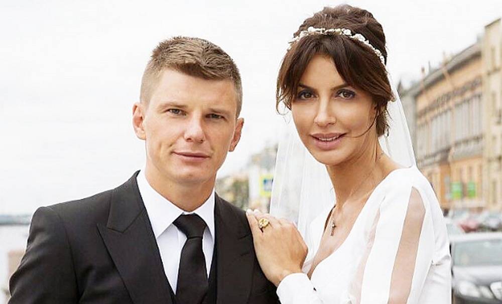 Андрей и Алиса поженились 1 сентября 2016 года