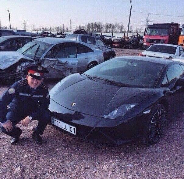 Столичный полицейский и Lamborghini Жамалиева