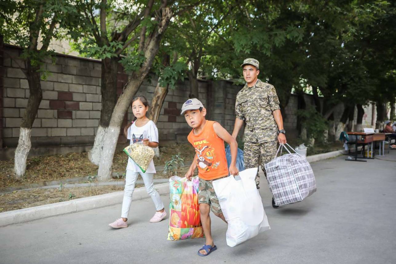 Жители Арыса возвращаются в город