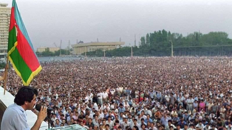 Многотысячный митинг в Баку против передачи НКАО Армении. Сентябрь 1989 года