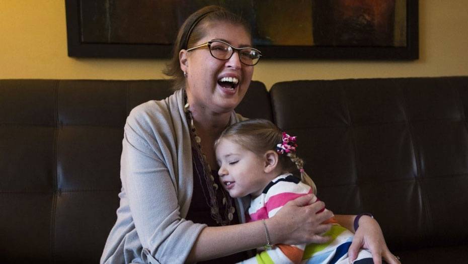 Мелисса Бенуа вместе с дочерью Оливией