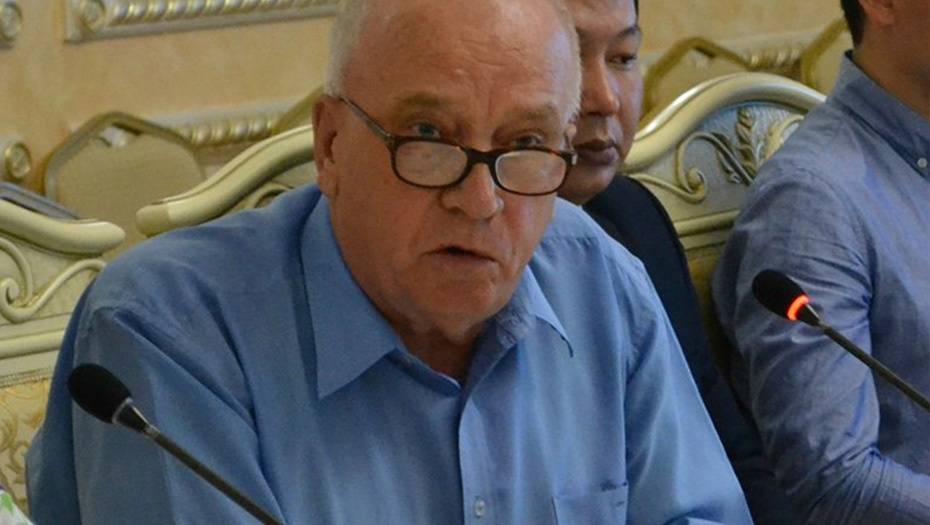 Михаил Парипса