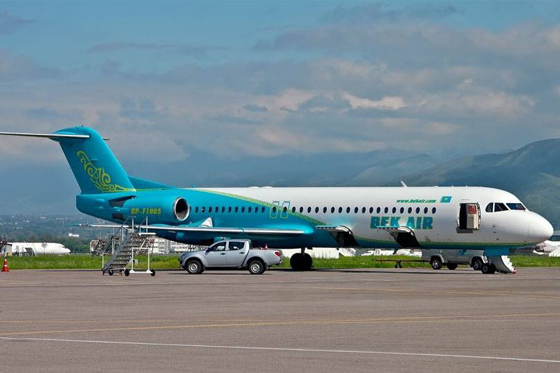 Узкофюзеляжные самолёты Fokker-100 выпускались в Нидерландах в период с 1986 по 1997 годы