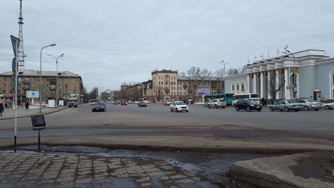 Дорога в Караганде, которую нужно будет отремонтировать 