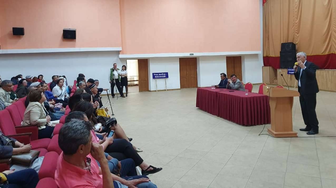 Встреча штаба Косанова с избирателями в Аксу