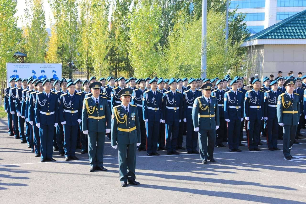 Церемония принесения клятвы в школе "Жас ұлан"