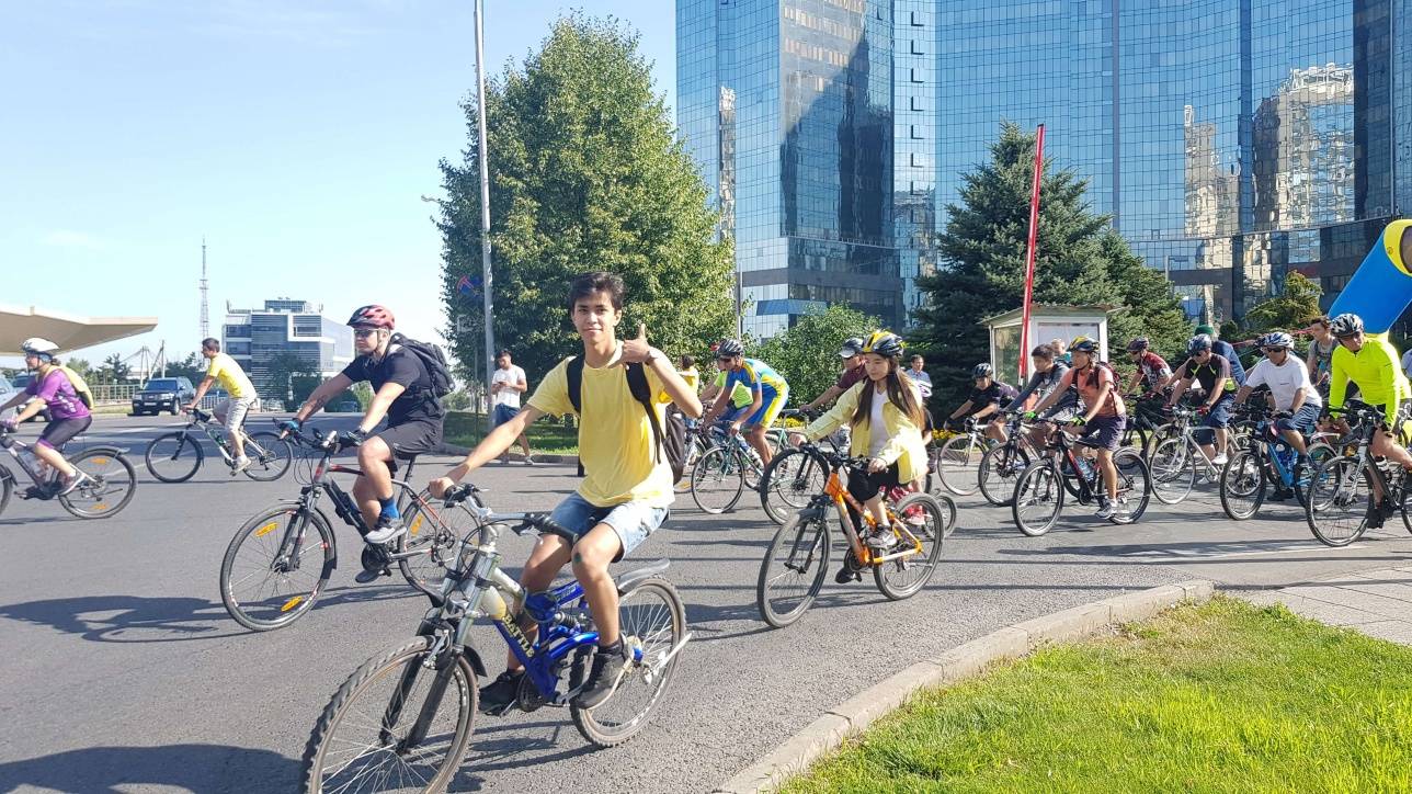 Велопробег в Алматы