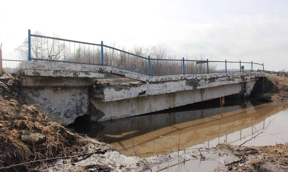 Жители восьми сёл оказались отрезанными от райцентра