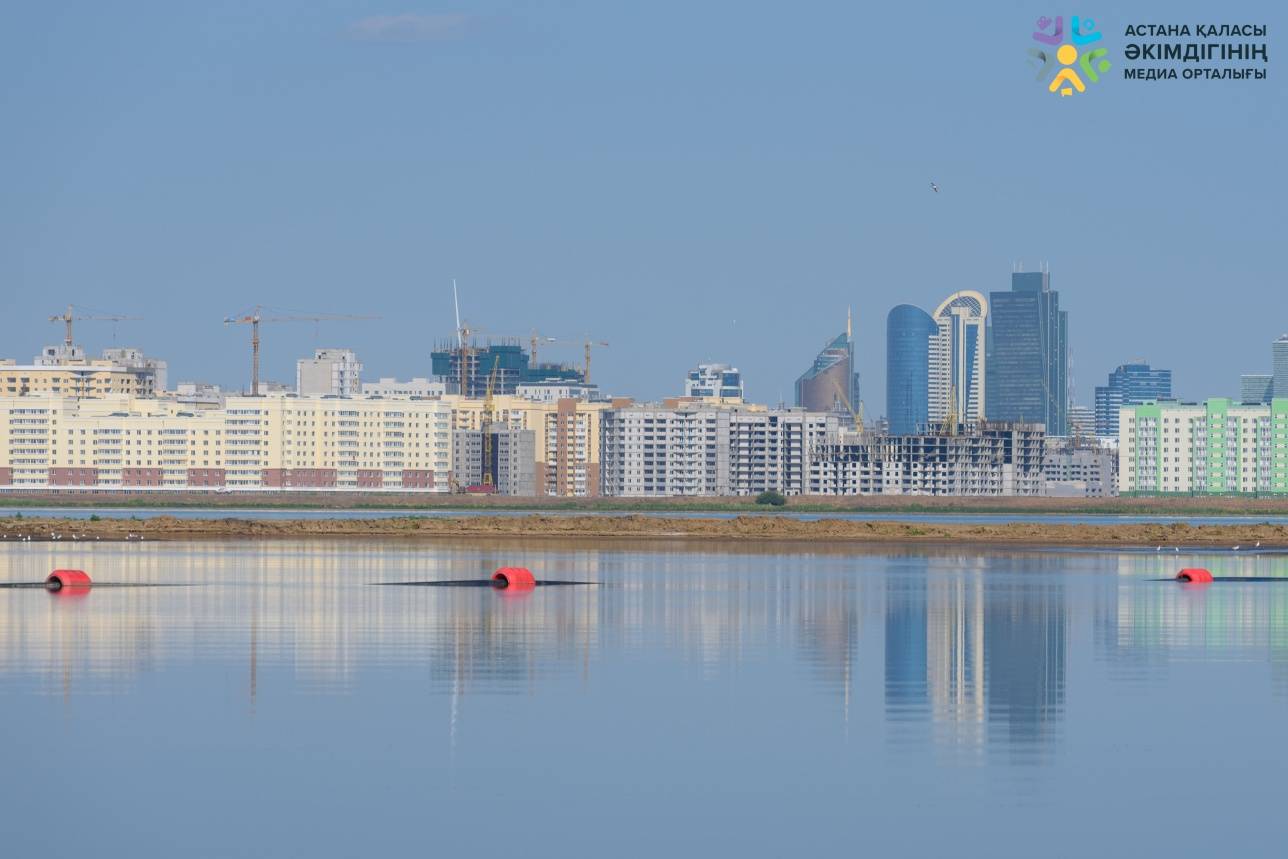 Прозрачная обеззараженная вода сбрасывается в Есиль