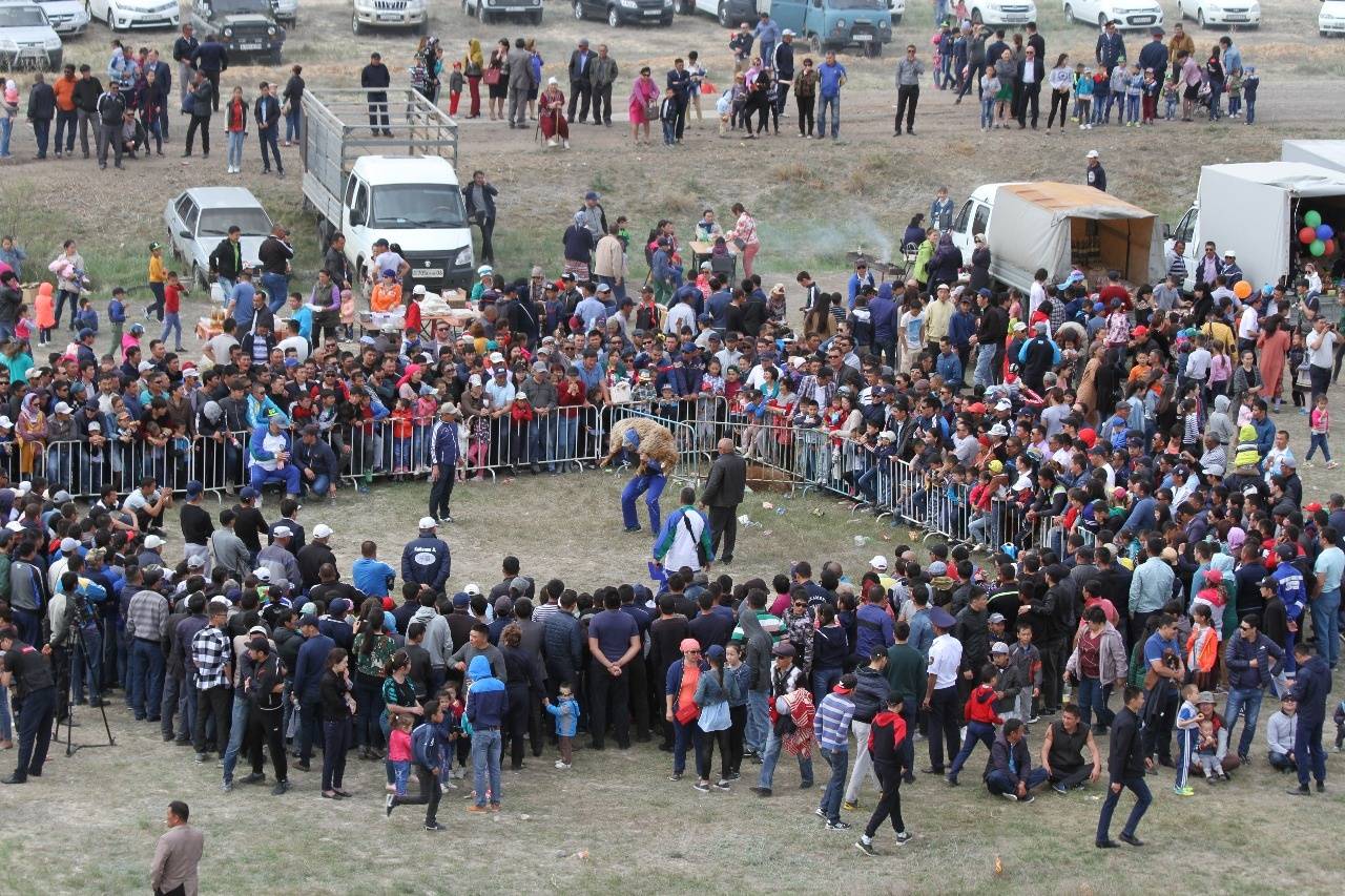 Также прошли соревнования по кокпару