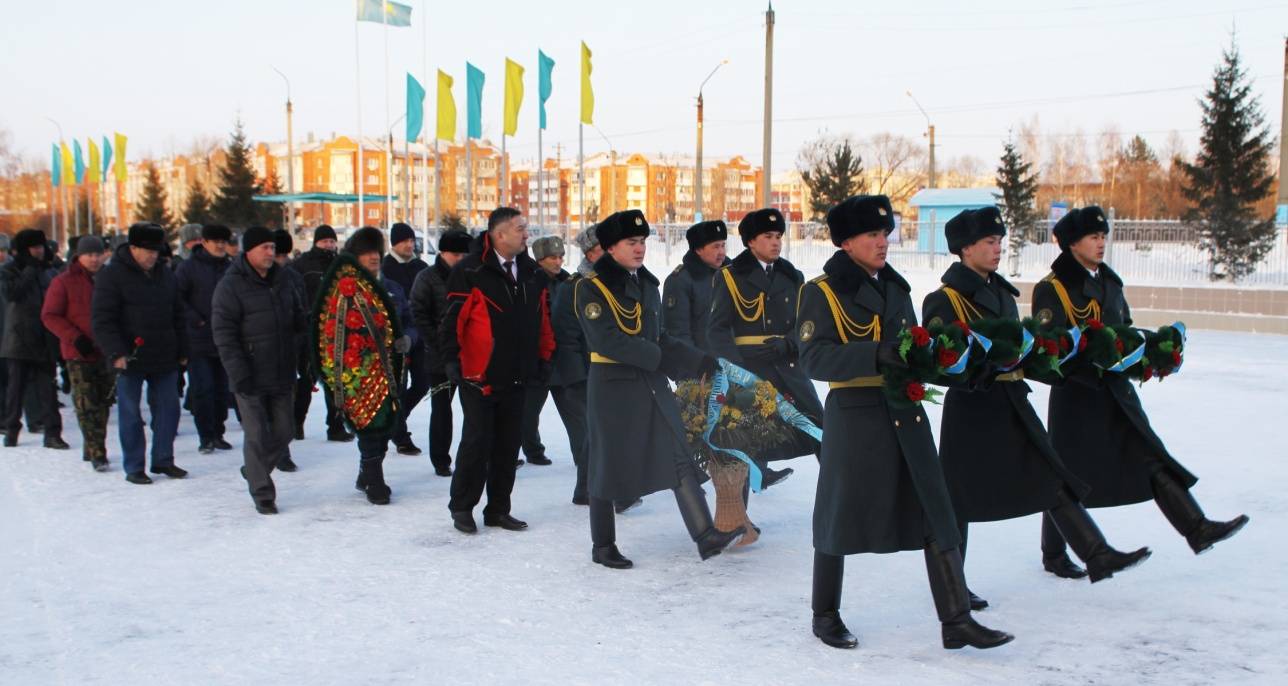 На открытие приехали участники боевых действий на таджикско-афганской границе