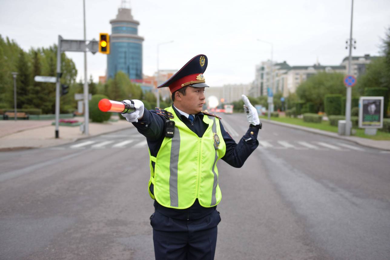 Остановка автомобилей будет осуществляться без применения жезлов