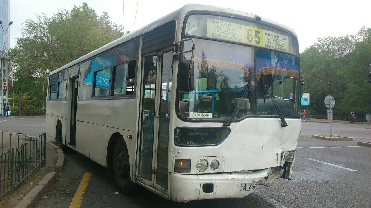 Автобус направлялся на восток