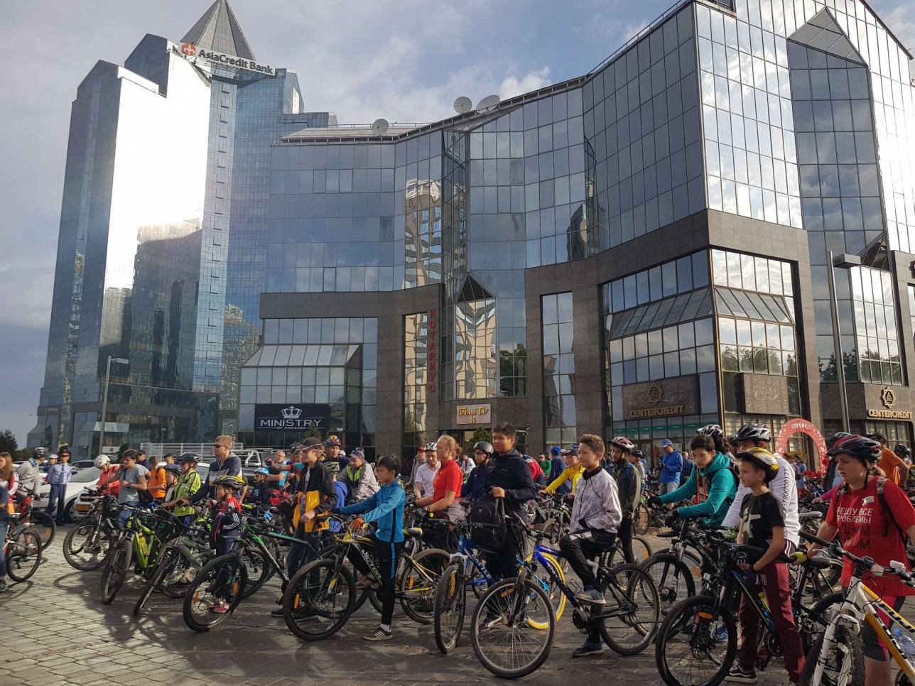 В Алматы прошёл велопробег