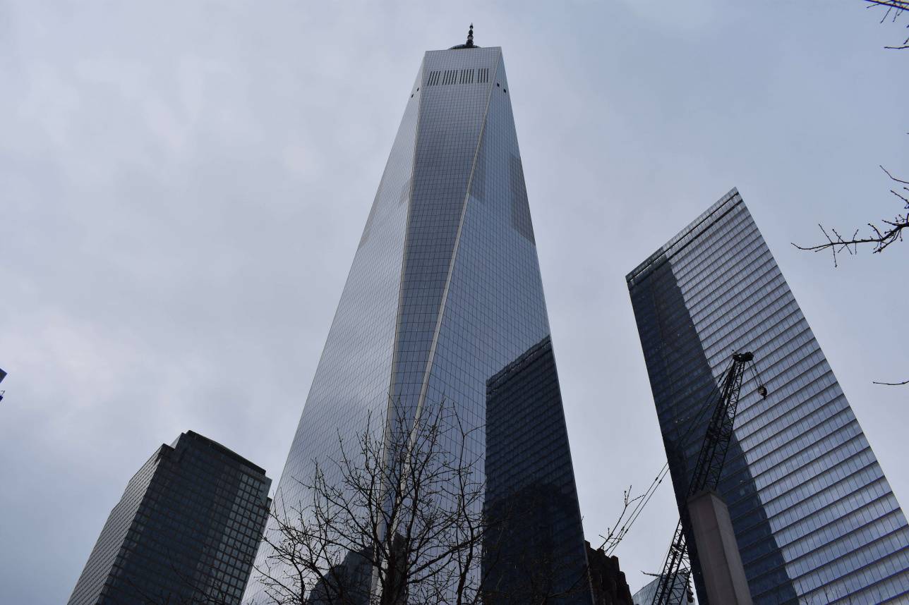 One World Trade Center - Нью-Йорктегі ең биік ғимарат. Оның биіктігі 546 метр