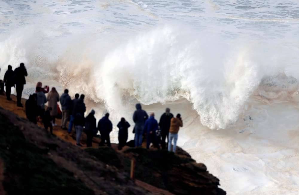 Шторм в Португалии