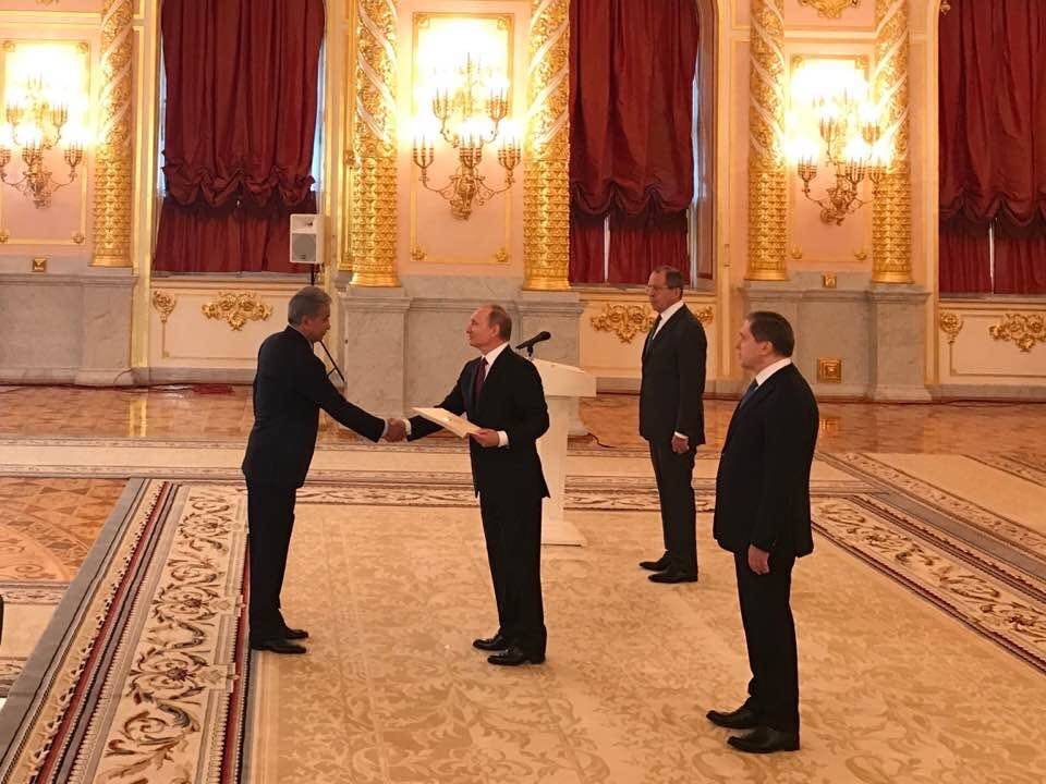 Тасмагамбетов вручил Путин верительную грамоту