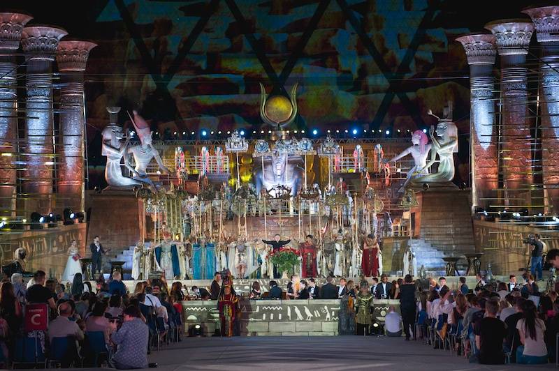 Оперу "Аида" давали в Астане под открытым небом