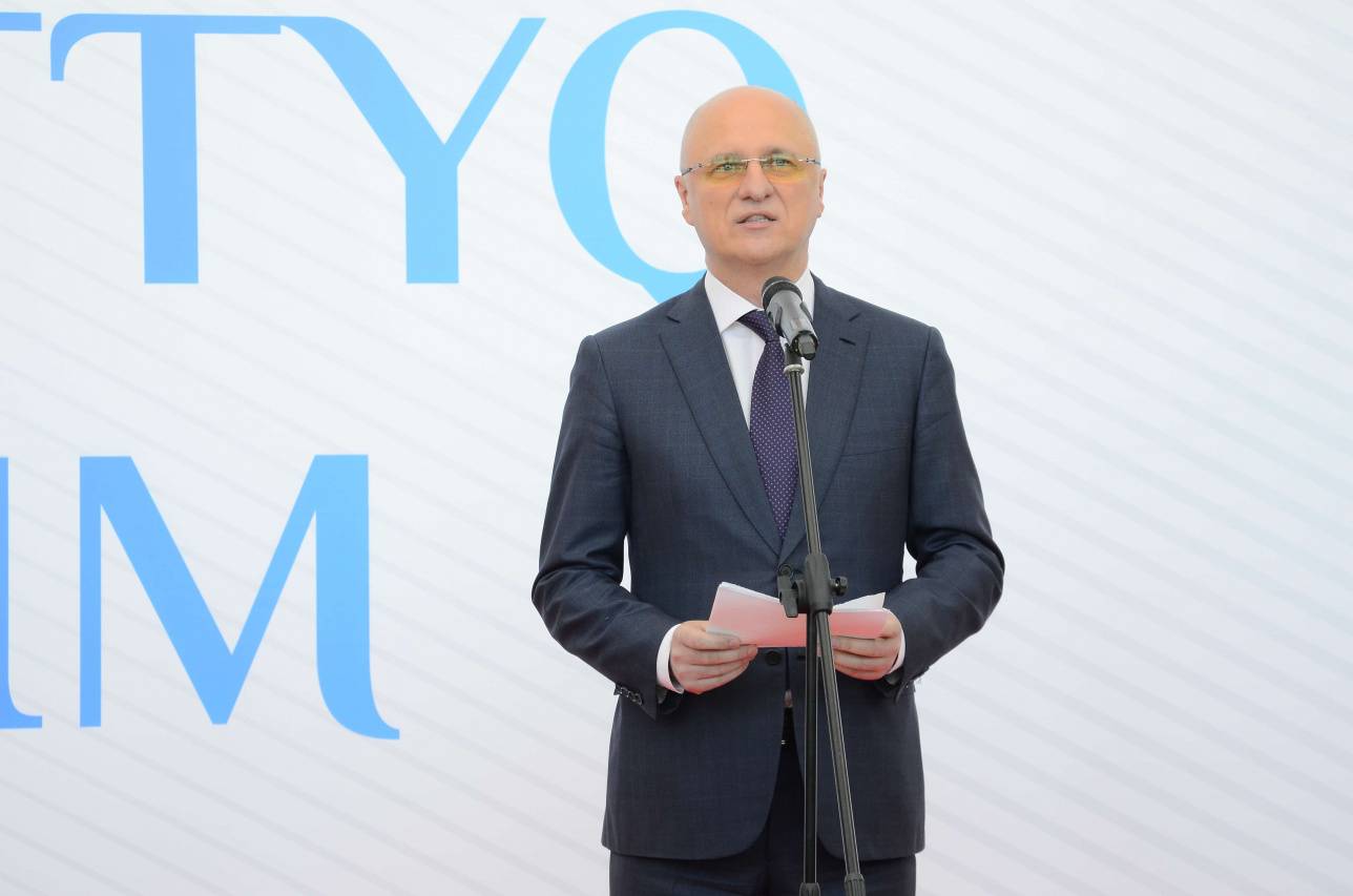 Министр индустрии и инфраструктурного развития РК Роман Скляр 