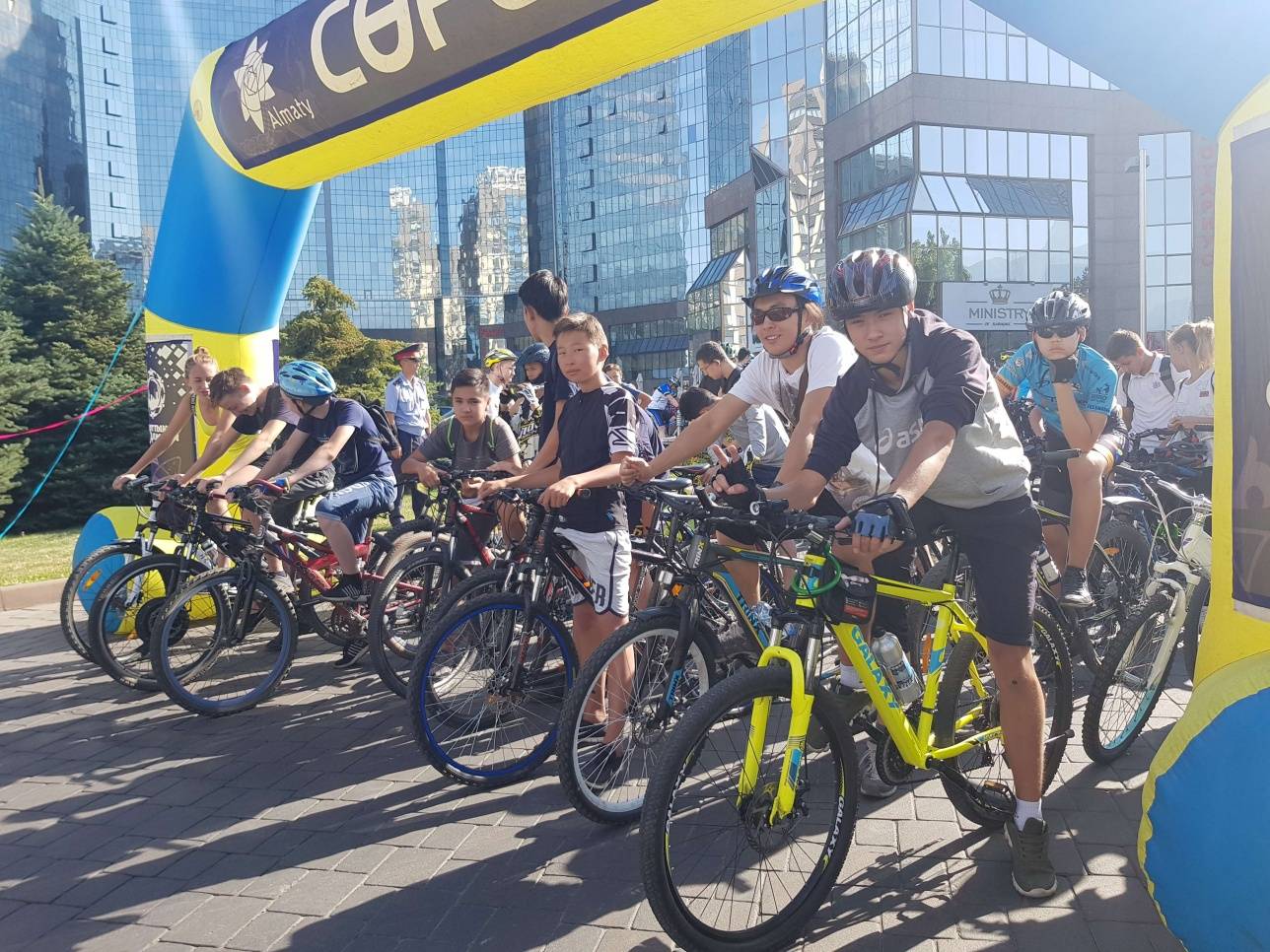 Велопробег в Алматы